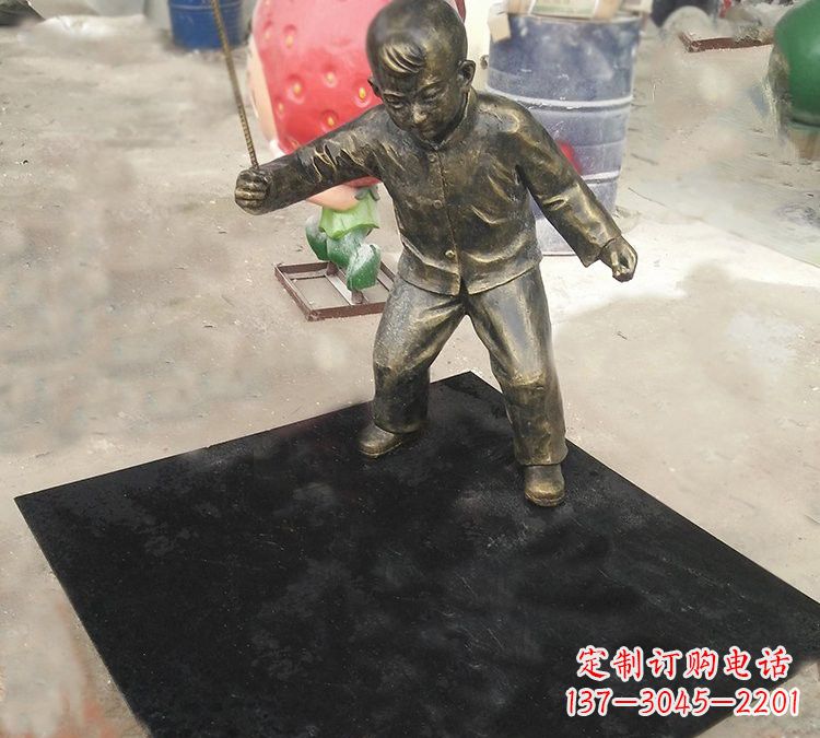 青海玻璃钢陀螺雕塑