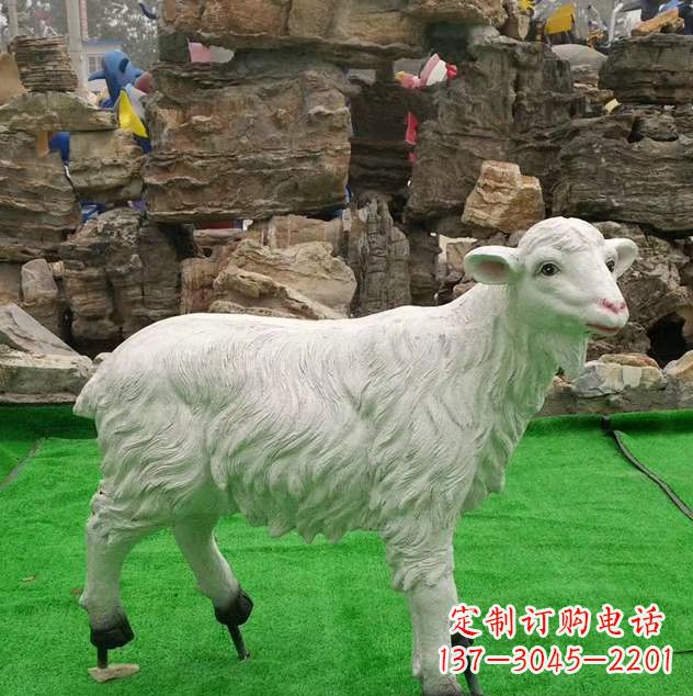 青海玻璃钢绵羊雕塑