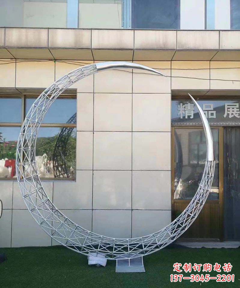 青海不锈钢别墅月亮镂空雕塑