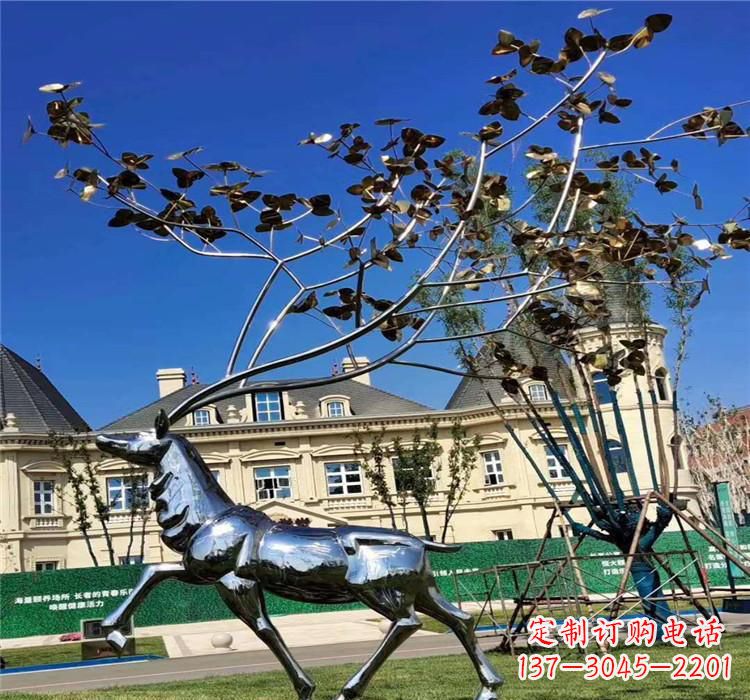 青海不锈钢梅花鹿雕塑精美而又经久不衰