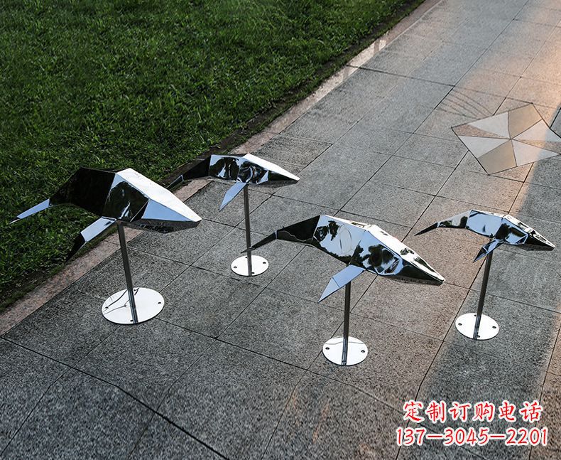青海不锈钢海豚雕塑精致的海洋之美
