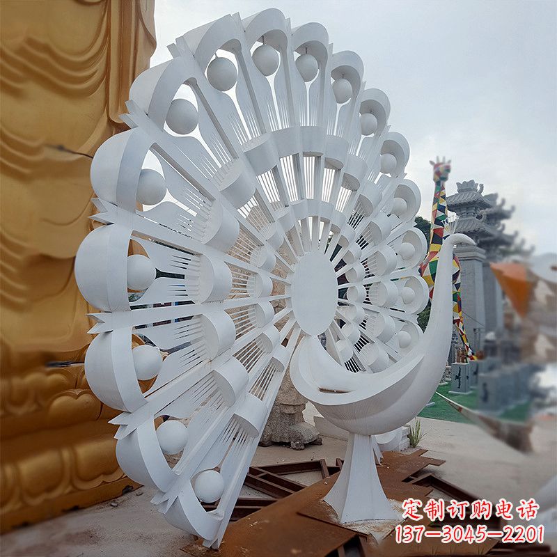 青海不锈钢孔雀雕塑精美雕刻的艺术精品