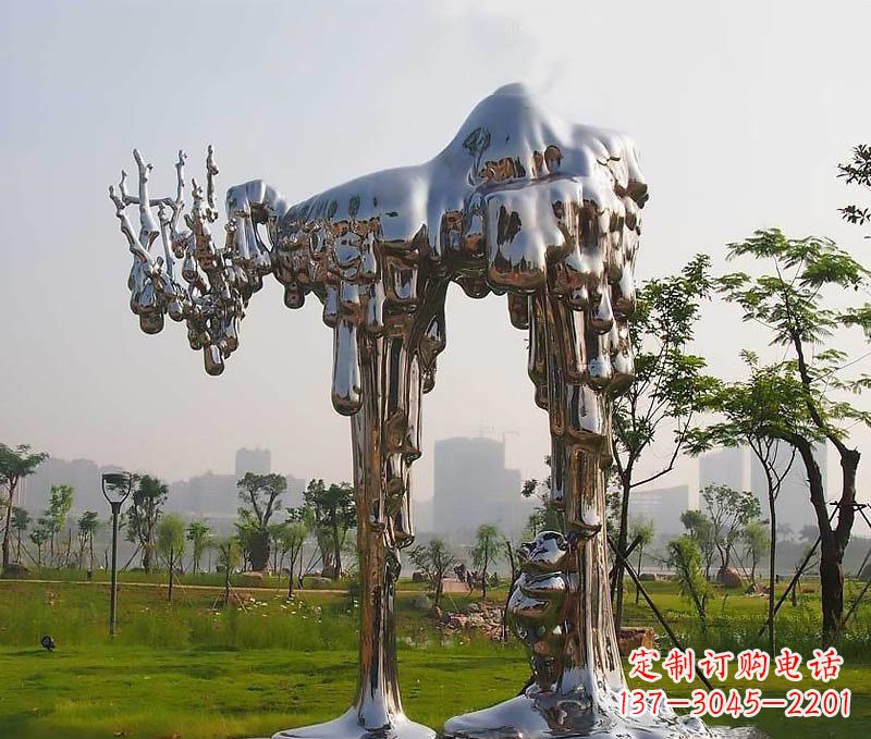 青海不锈钢抽象人物和拱门雕塑