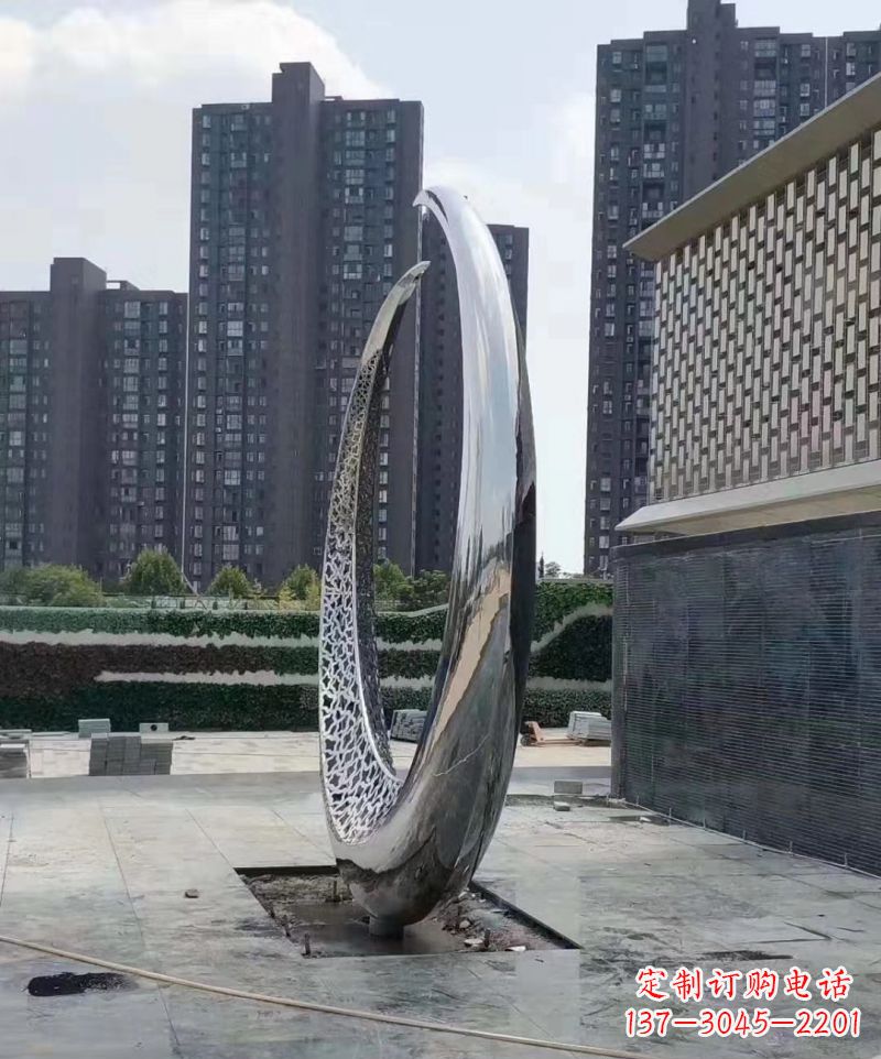 青海精美不锈钢月亮雕塑