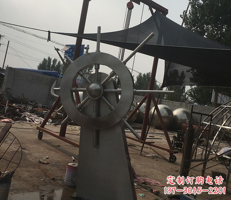 青海不锈钢船舵景观雕塑 (2)