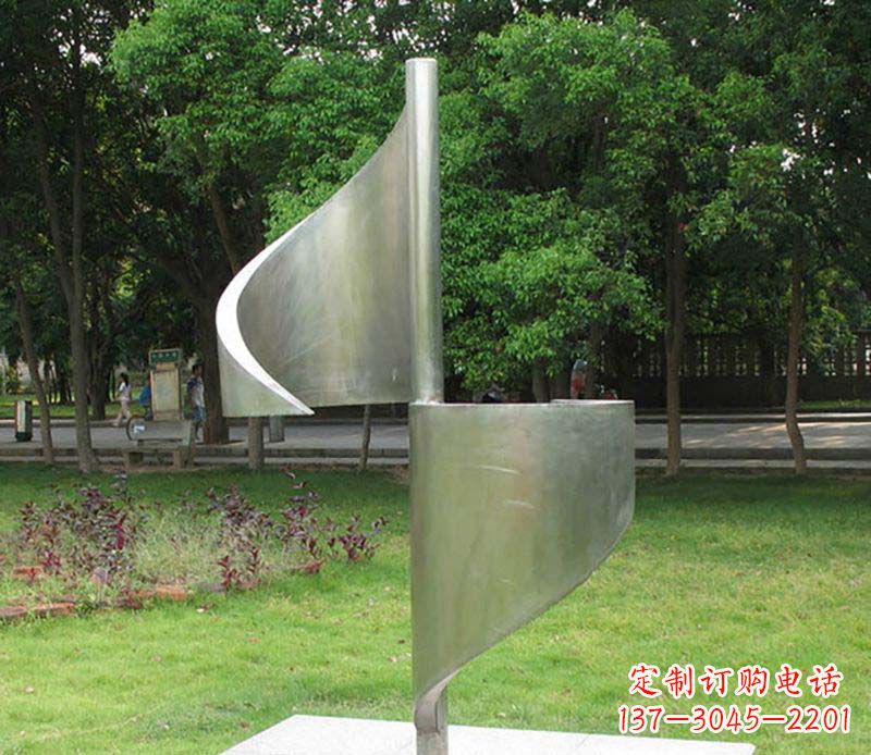 青海精美不锈钢风车雕塑