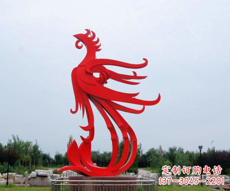 青海精美凤凰雕塑点亮凤凰公园
