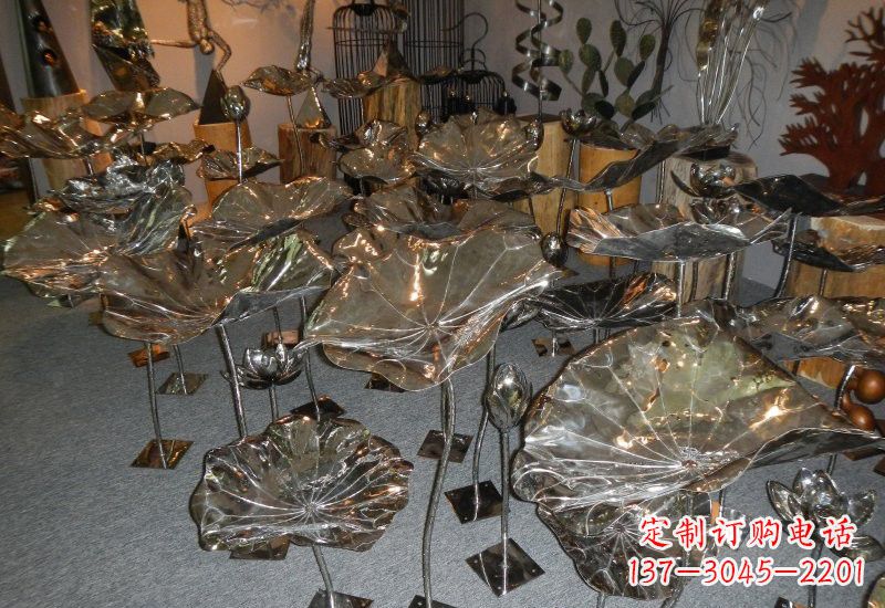 青海不锈钢公园锻造荷花荷叶雕塑
