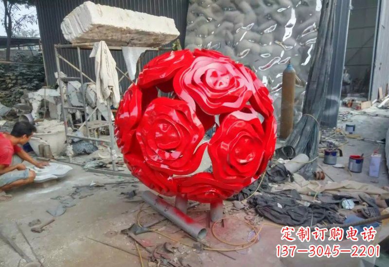 青海不锈钢玫瑰雕塑让玫瑰之美永存