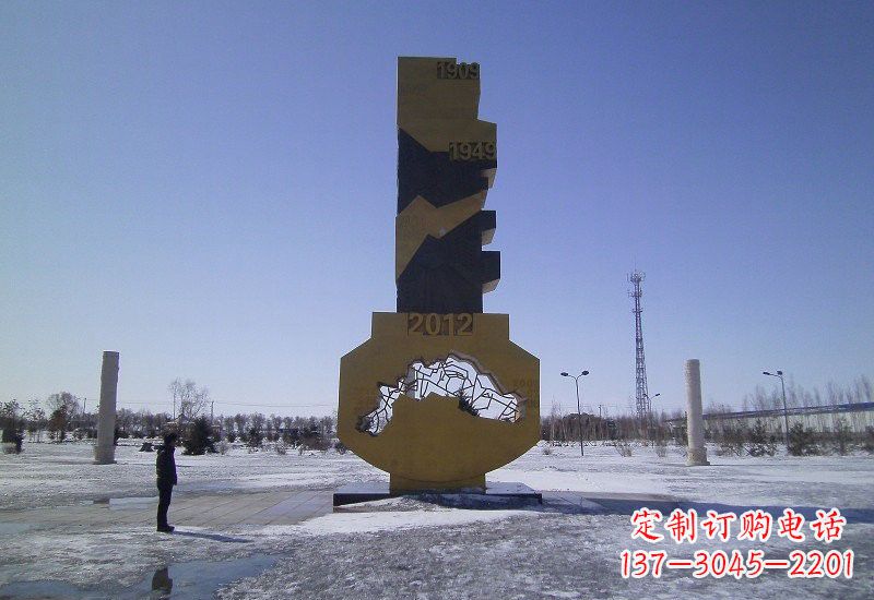 青海不锈钢钥匙雕塑精致且具有象征意义