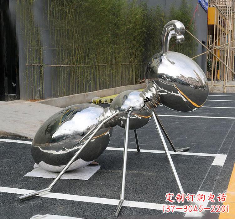 青海不锈钢蚂蚁雕塑——象征力量与智慧