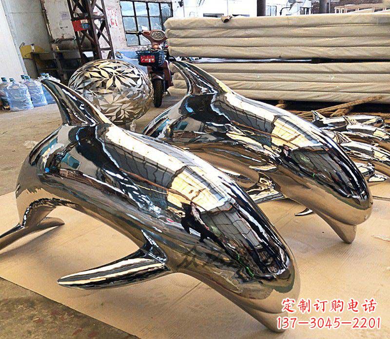 青海不锈钢海豚雕塑1