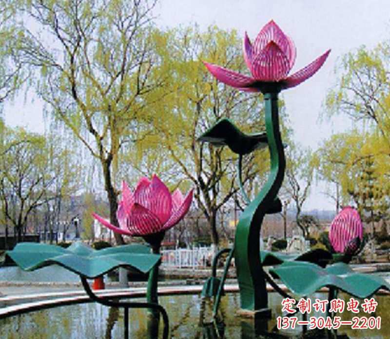 青海不锈钢荷花雕塑美丽的自然之美