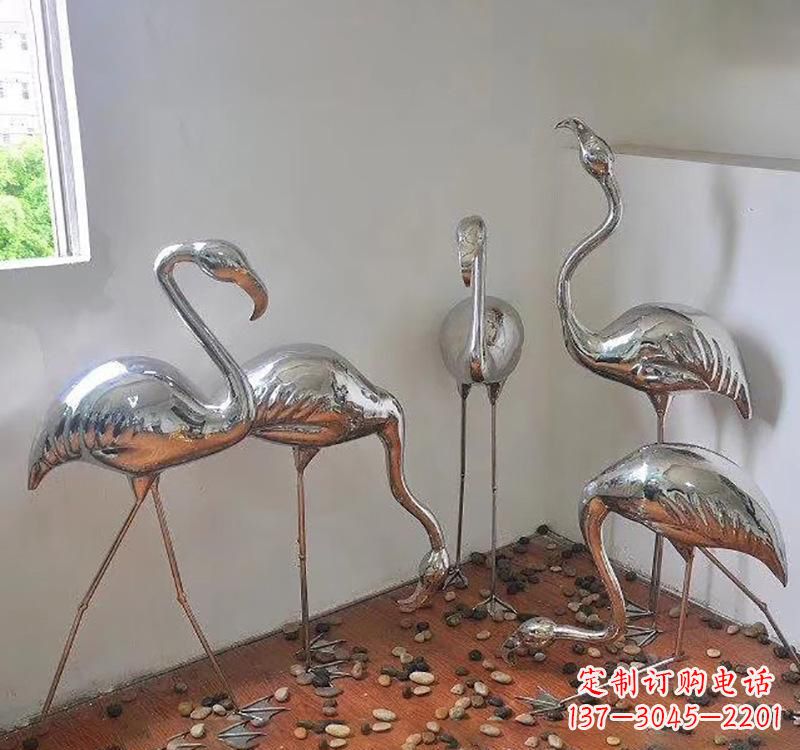 青海不锈钢火烈鸟象征勇气与活力