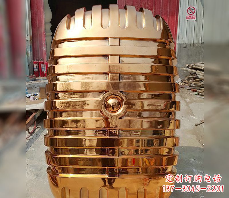 青海精美不锈钢话筒雕塑