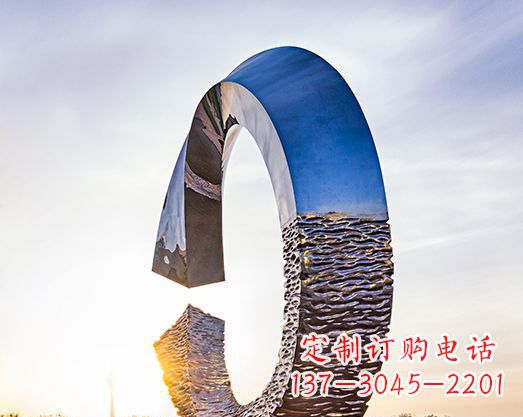 青海不锈钢景观圆环雕塑环绕自然之美