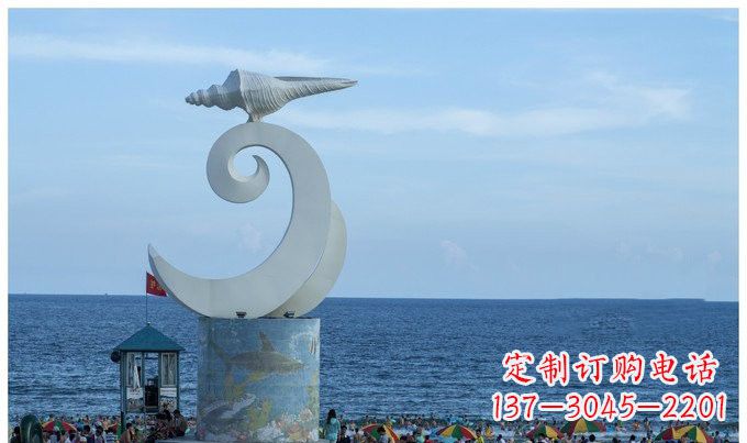 青海海浪与海螺雕塑的结合——不锈钢景区的美景