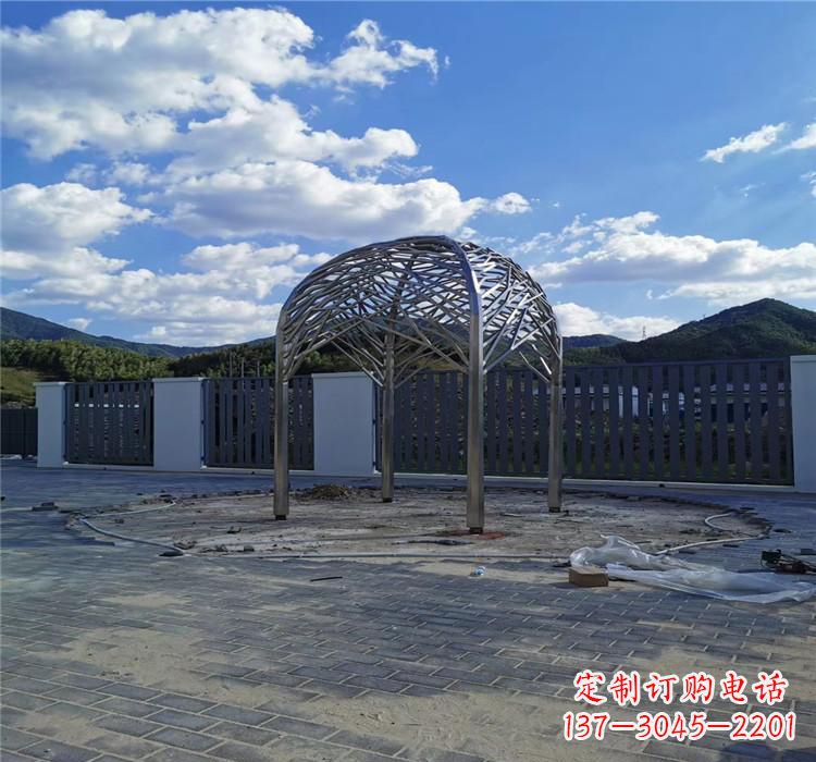 青海不锈钢凉亭雕塑美丽的艺术之作
