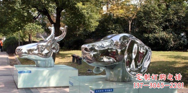 青海狗头公园不锈钢鹿和狗雕塑