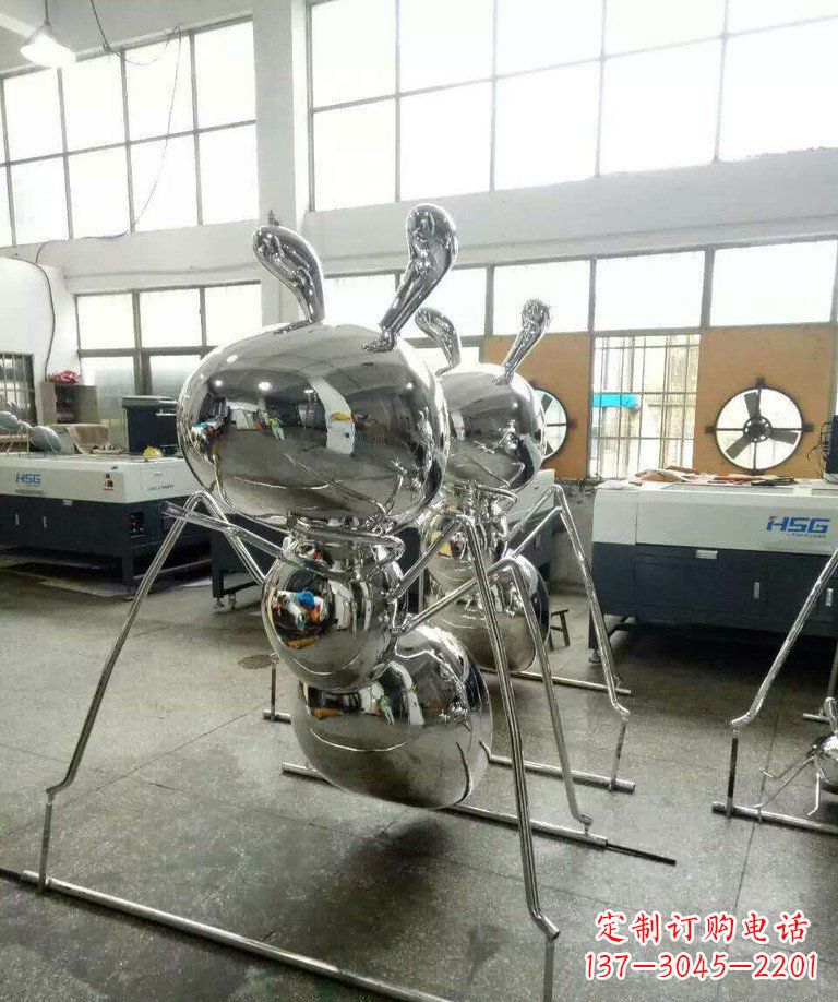 青海不锈钢蚂蚁步行街景观雕塑——融合现代科技与自然之美