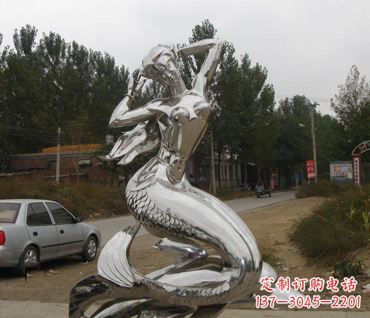 青海海豚雕塑——精美的艺术品
