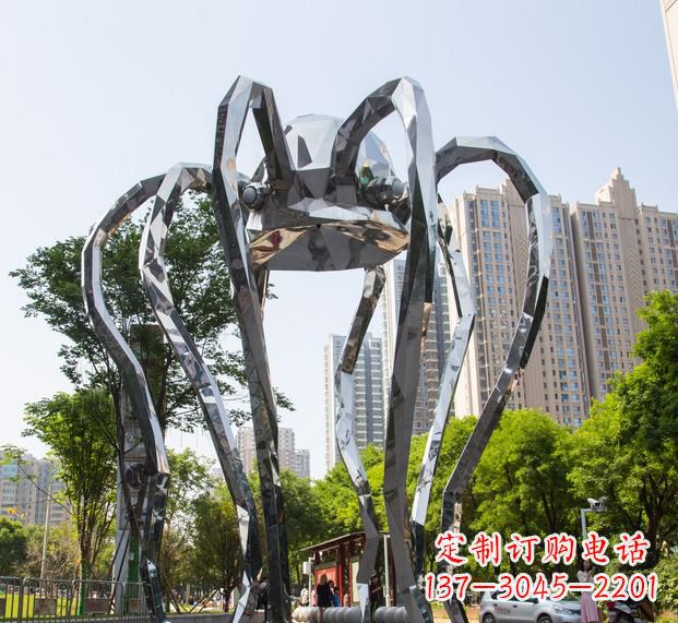 青海不锈钢螃蟹雕塑2
