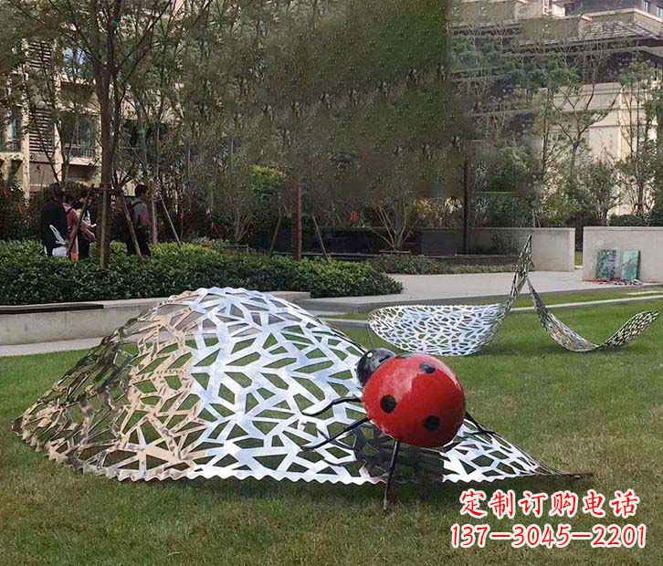 青海不锈钢瓢虫雕塑令人惊叹的艺术之美