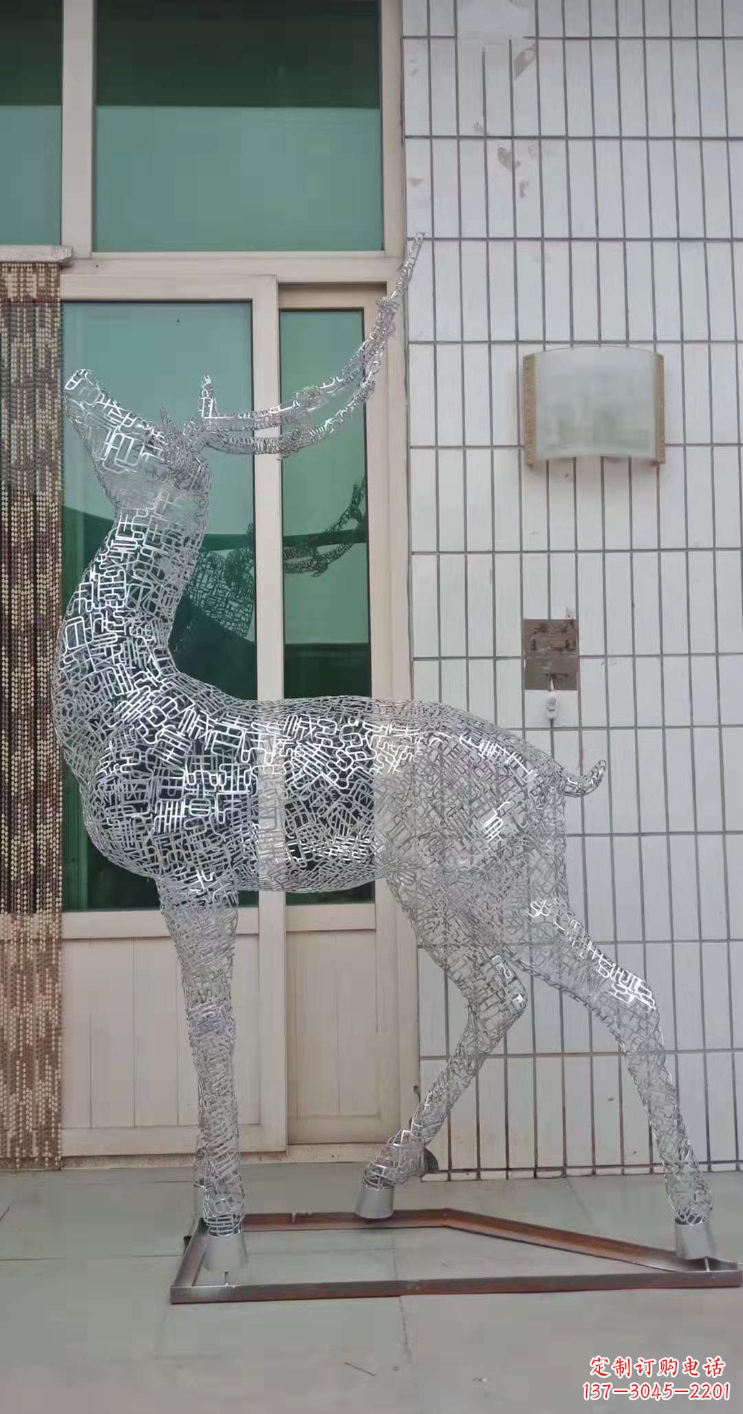 青海不锈钢铁艺动物雕塑——艺术与自然的完美结合