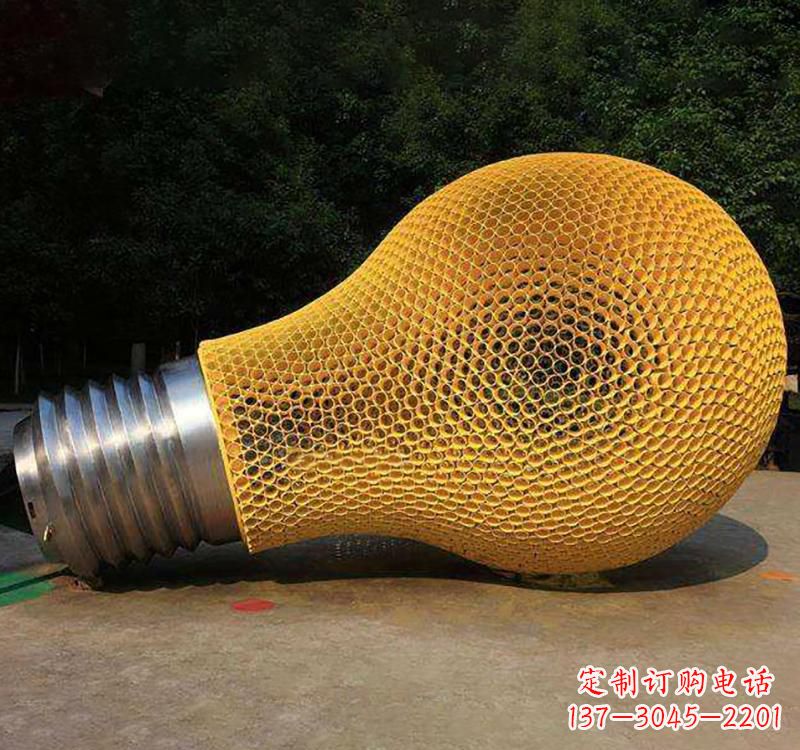 青海不锈钢灯泡雕塑点亮小区景观