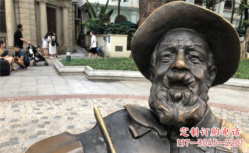 青海老人的智慧与勇气
