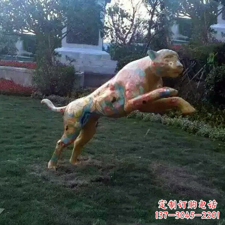 青海豹子玻璃钢雕塑——精美动物摆件