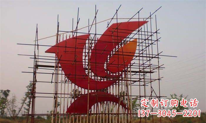 青海城市和平鸽雕塑传递和平信息