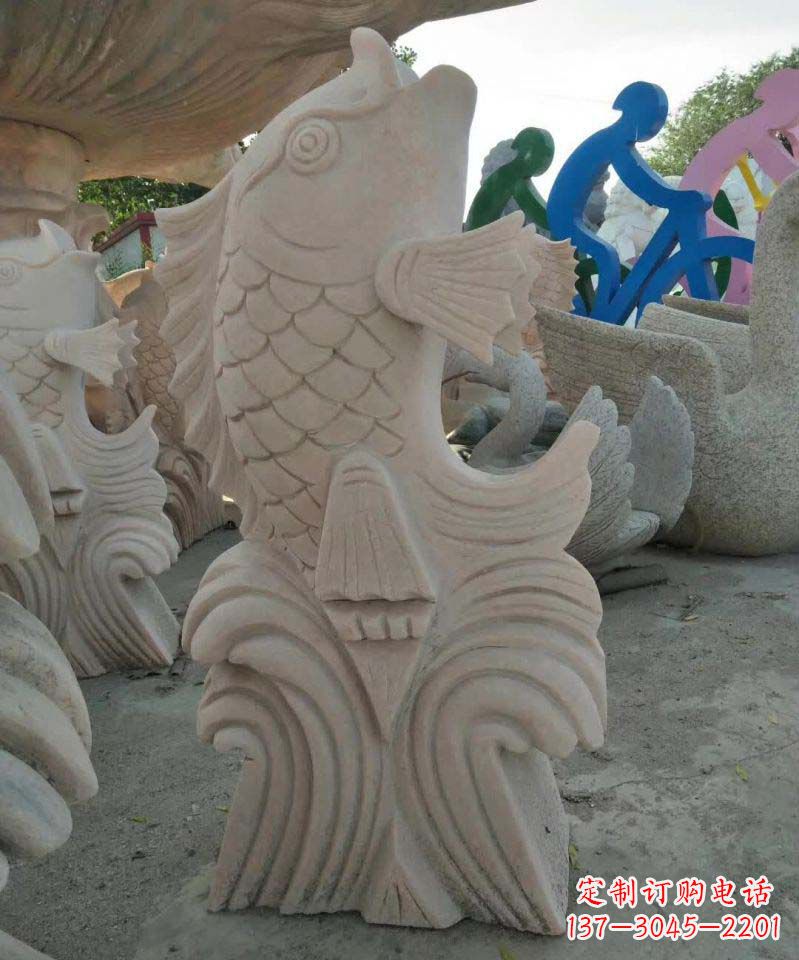 青海大理石艺术装饰绚丽多彩的鲤鱼雕塑