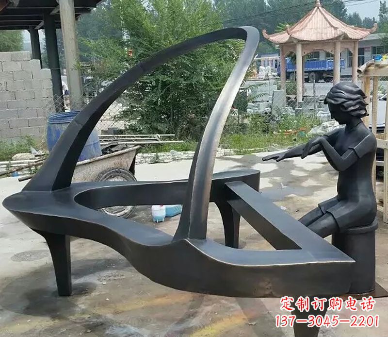 青海钢琴抽象铜雕