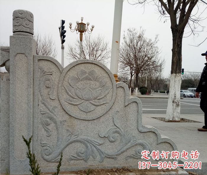 青海仿古护城河石栏板雕塑
