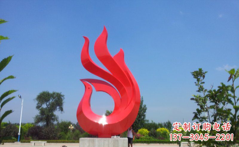 青海艺术荟萃的凤凰雕塑