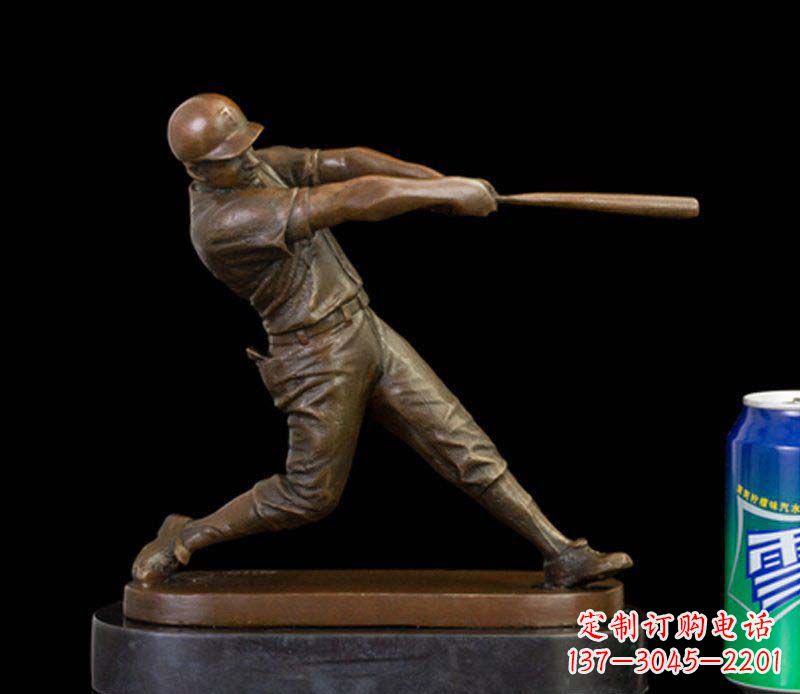 青海风采动人的人物铜雕棒球雕塑