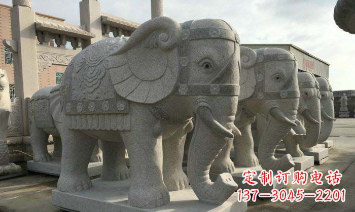 青海庄严雄伟的大象石雕