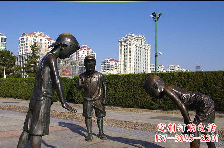 青海玻璃钢陀螺雕塑