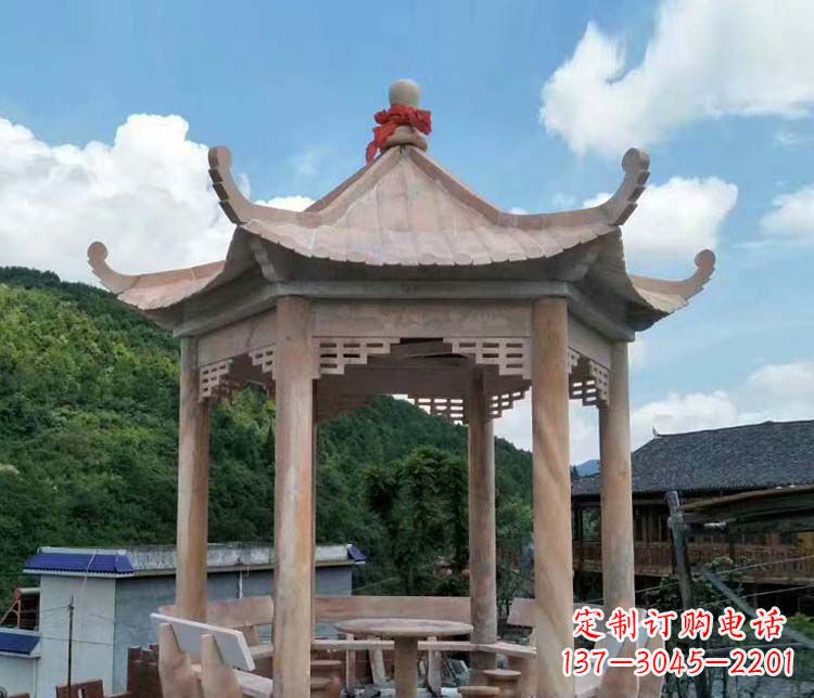 青海一流的公园晚霞红六角石雕凉亭