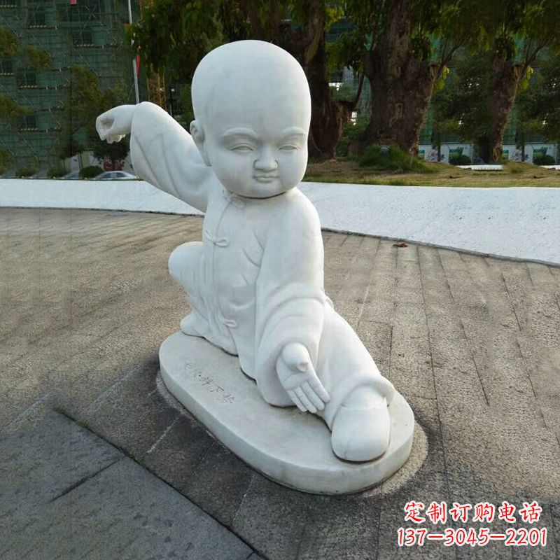 青海瑞士艺术家精美制作的和尚汉白玉石雕塑