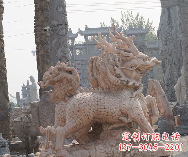 青海中领雕塑:古典麒麟石雕,美丽传承