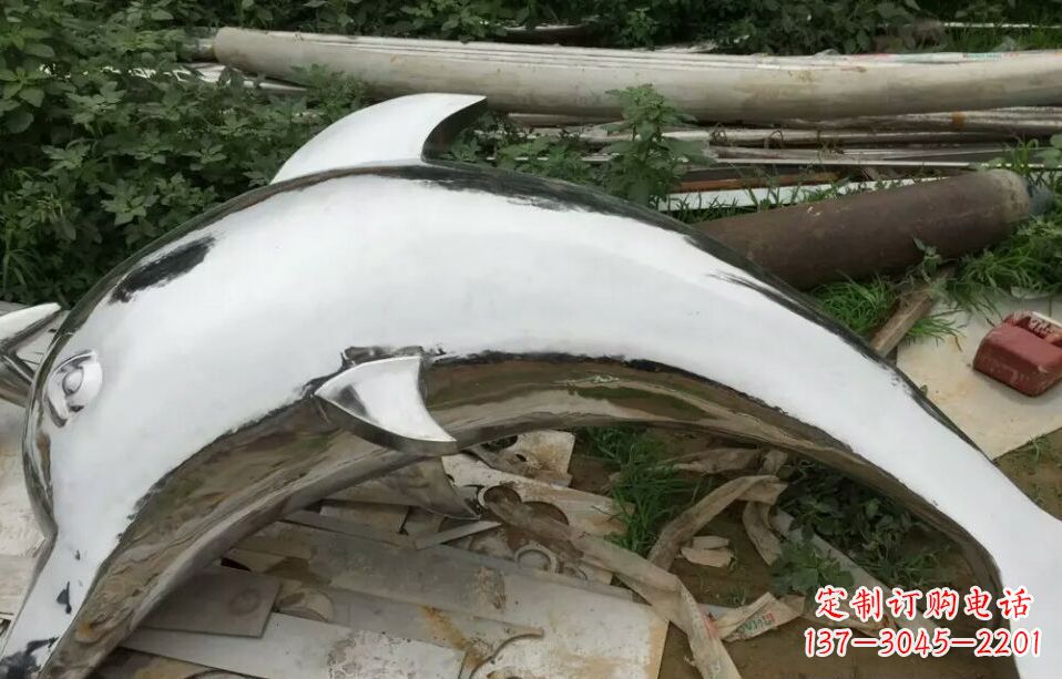 青海展现动感的不锈钢海豚雕塑