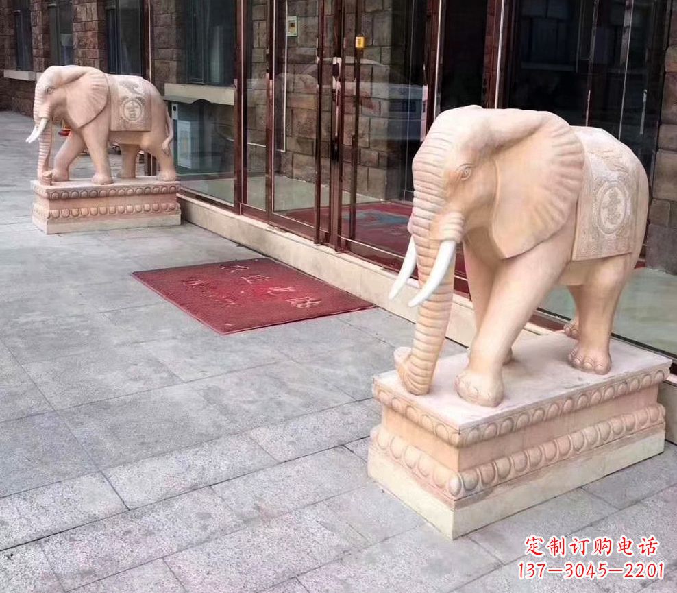青海刻绘石雕大象