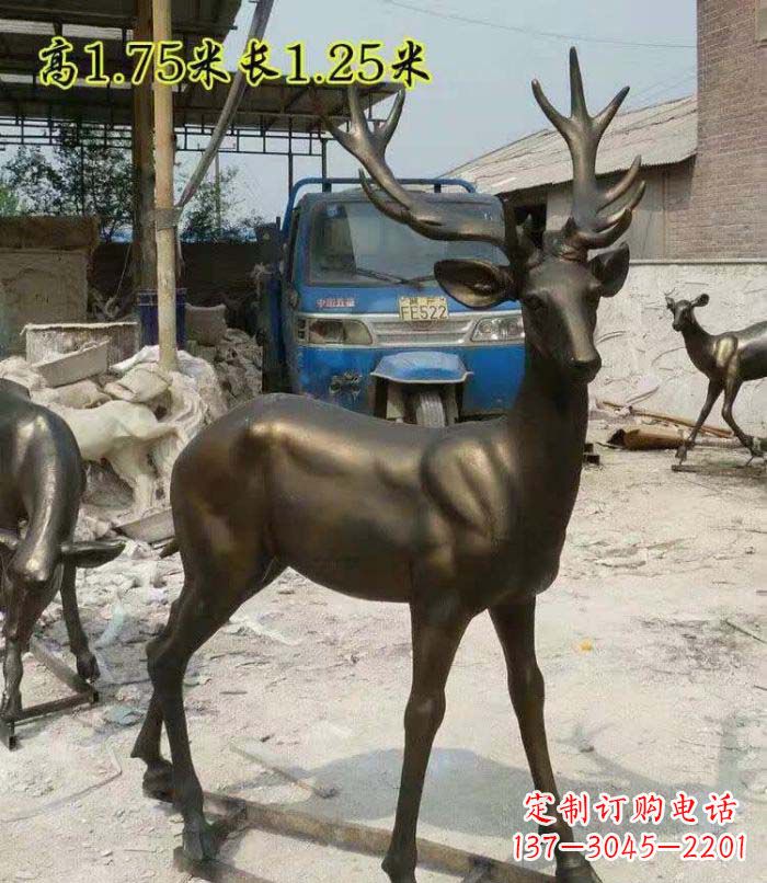 青海艺术精美,高品质鹿铜雕塑
