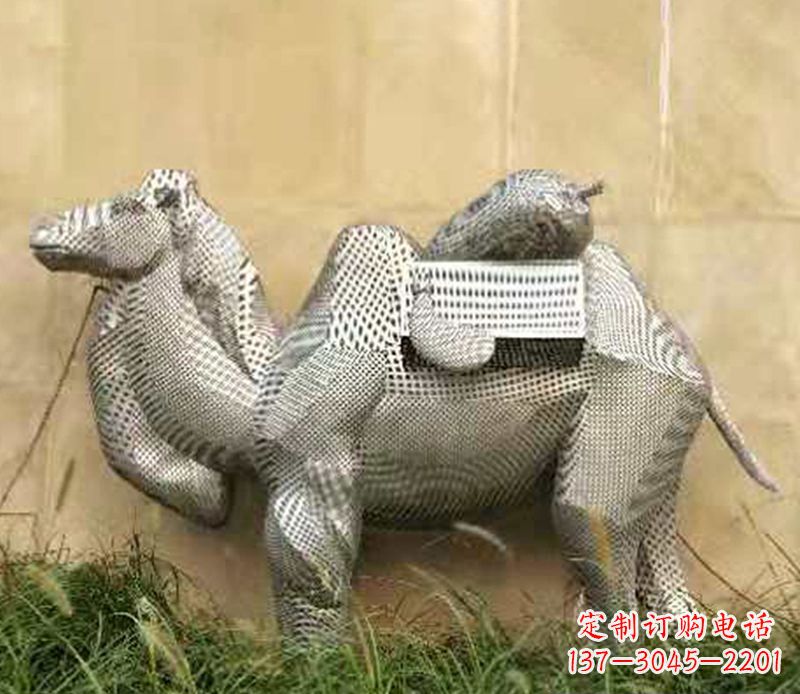 青海骆驼不锈钢户外雕塑