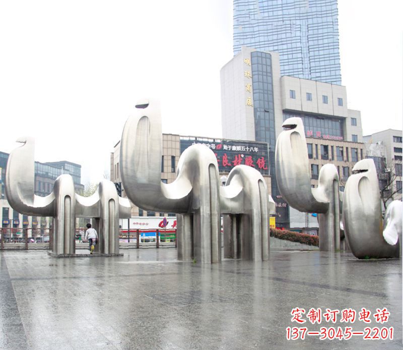 青海不锈钢骆驼雕塑,更添雅致风情
