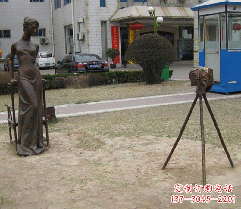 青海中领雕塑是一家专业从事美女铜雕定制的厂家…
