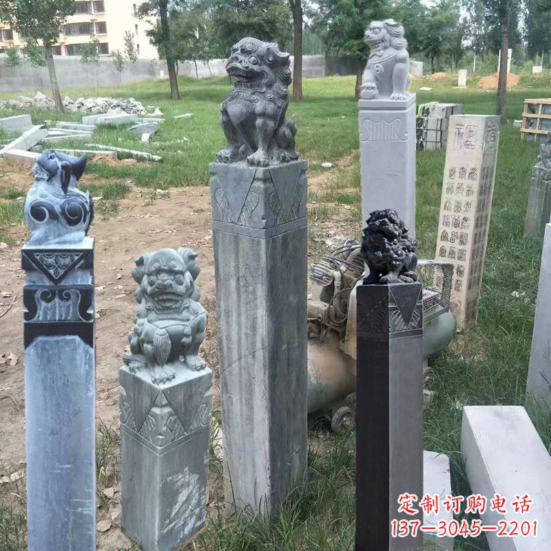 青海石狮子拴马柱