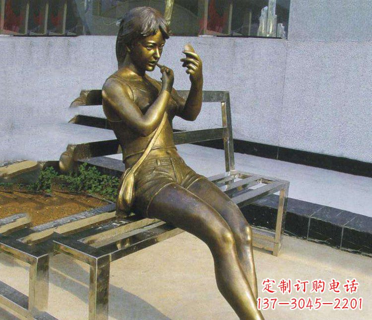 青海铜雕商业街化妆女孩人物雕塑